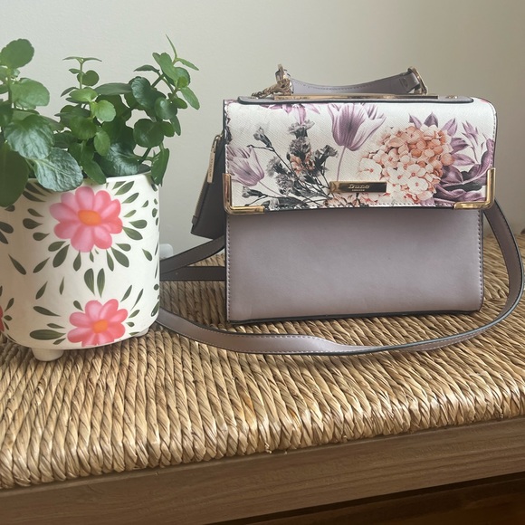 Dune Lovely Floral Lavender Handbag With Coin Purse - Picture 2 of 9